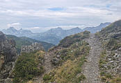 steiler Aufstieg zum Bergmattlisee beim Widerstein
